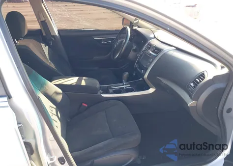 2014 Nissan Altima 2.5 Sv z USA, uszkodzony, nr VIN 1N4AL3AP1EN232857